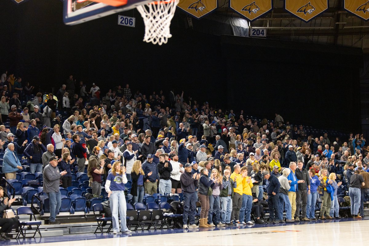 Bobcat Nation was the sixth man last night.

THANK YOU for making The Brick the toughest place to play in the Big Sky! 🔊🔊

#GoCatsGo