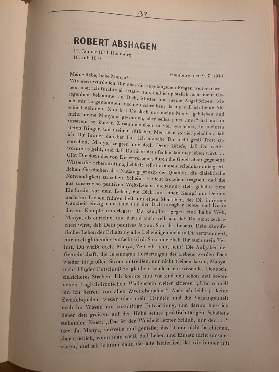 maier_lotta's tweet photo. Ich möchte etwas aus meinem Archiv mit euch teilen - es sind Briefe von Kommunisten, vor ihrer Exekution, durch Hitlers Regime! 
Ich möchte diese Teilen um auf die unsagbare Gefährlichkeit von Weidels Aussagen aufmerksam zu machen und nie die Geschichte zu vergessen! https://t.co/bgGURLd68X