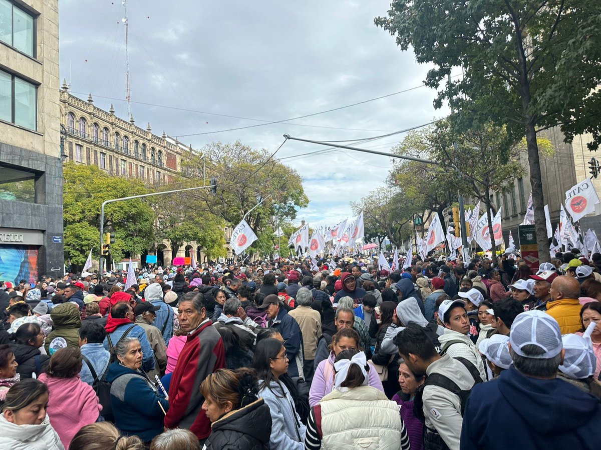 de_la8276's tweet photo. 100 días de gobierno de la Doctora Claudia Sheinbaum Pardo 🙌🏻😎
#SegundoPiso4T #Distrito27Metepec ✅ https://t.co/QJen4bQdkN