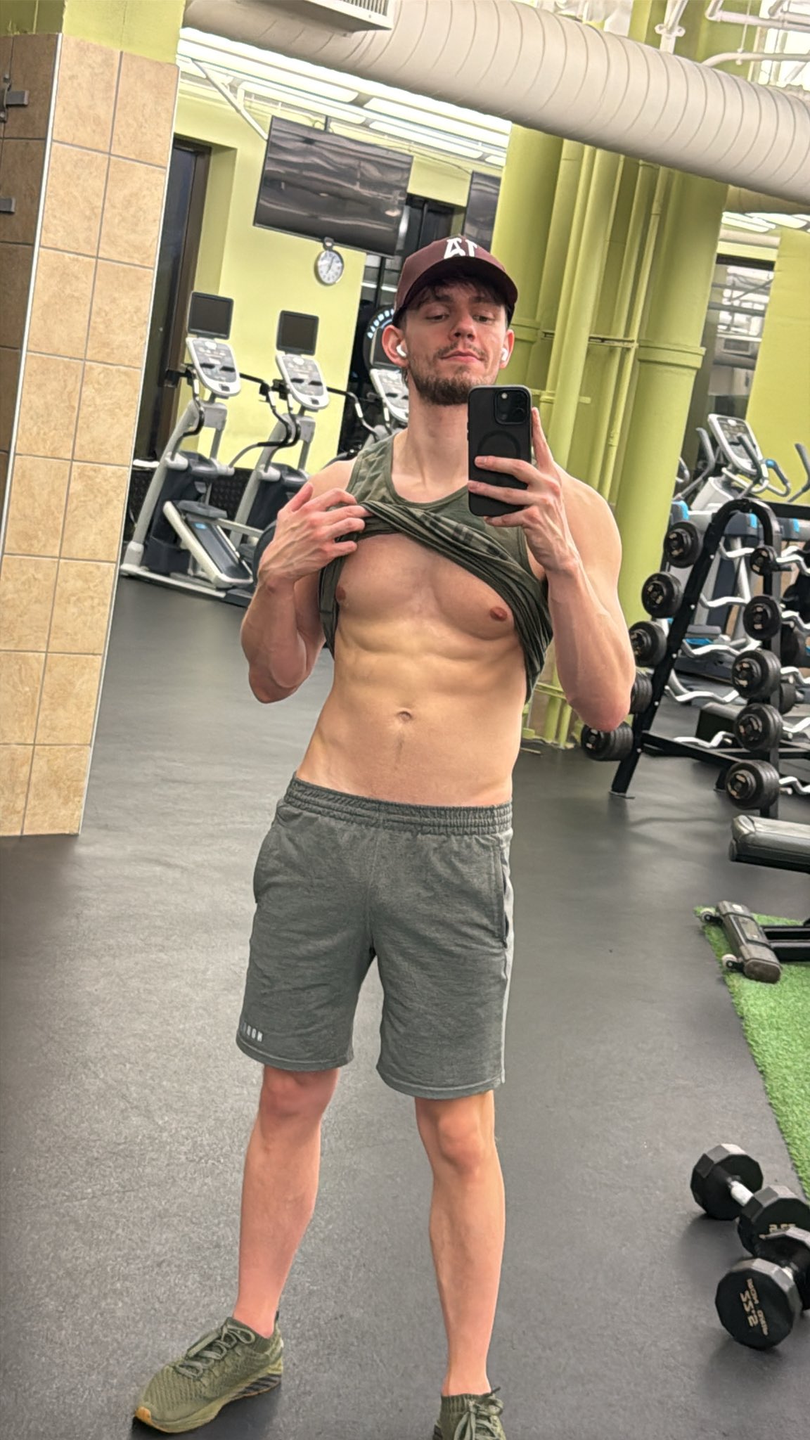 Tyler Dantuma on X: Back at it 💪 t.cowpWwfieFVQ  X