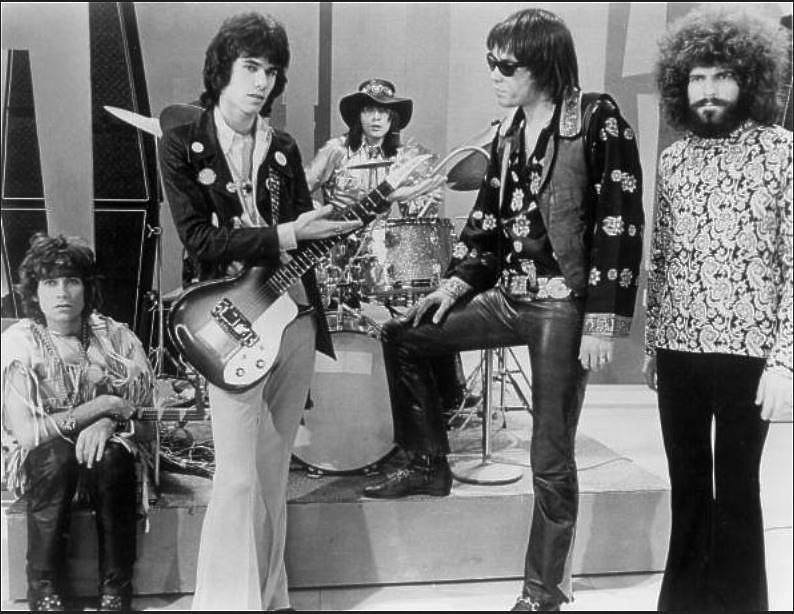 SundayDrivin's tweet photo. #NowPlaying: #Steppenwolf - Power Play (Live)

#Listen at https://t.co/M4zz8kQtlg

#LiveMusic #ClassicRock #RockNRoll #Psych #Psychedelic #DeepTracks

The #SundayDrive on @DeepNuggets #Radio - #TurnOnTuneInDropOut! https://t.co/sUifjqVZ8f