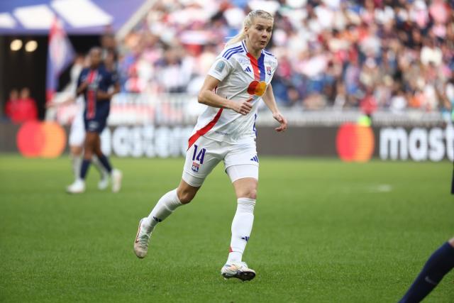 fenottes's tweet photo. #Reims crée l'exploit et sort Lyon aux tirs au but en Coupe de France
#SdROL #CdFF
(L'Équipe : https://t.co/DPS48tjfxC) https://t.co/9a2QSPnLCB