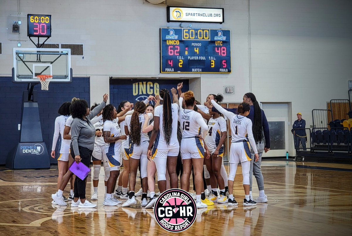 CghrMedia's tweet image. 🏀 #CGHRMedia

College Basketball

North Carolina

FINAL
@GoMocsWBK - 48
VS
@uncgwbb - 62

Jaila Lee - 13 Pts
Nya Smith  - 13 Pts
Makiah Asidanya - 10 Pts

#UNCG Head Coach: @CoachTPatt  - Has this team off to an 11 - 5 Record including 2 -0 in @SoConSports play....

#NCBallers
