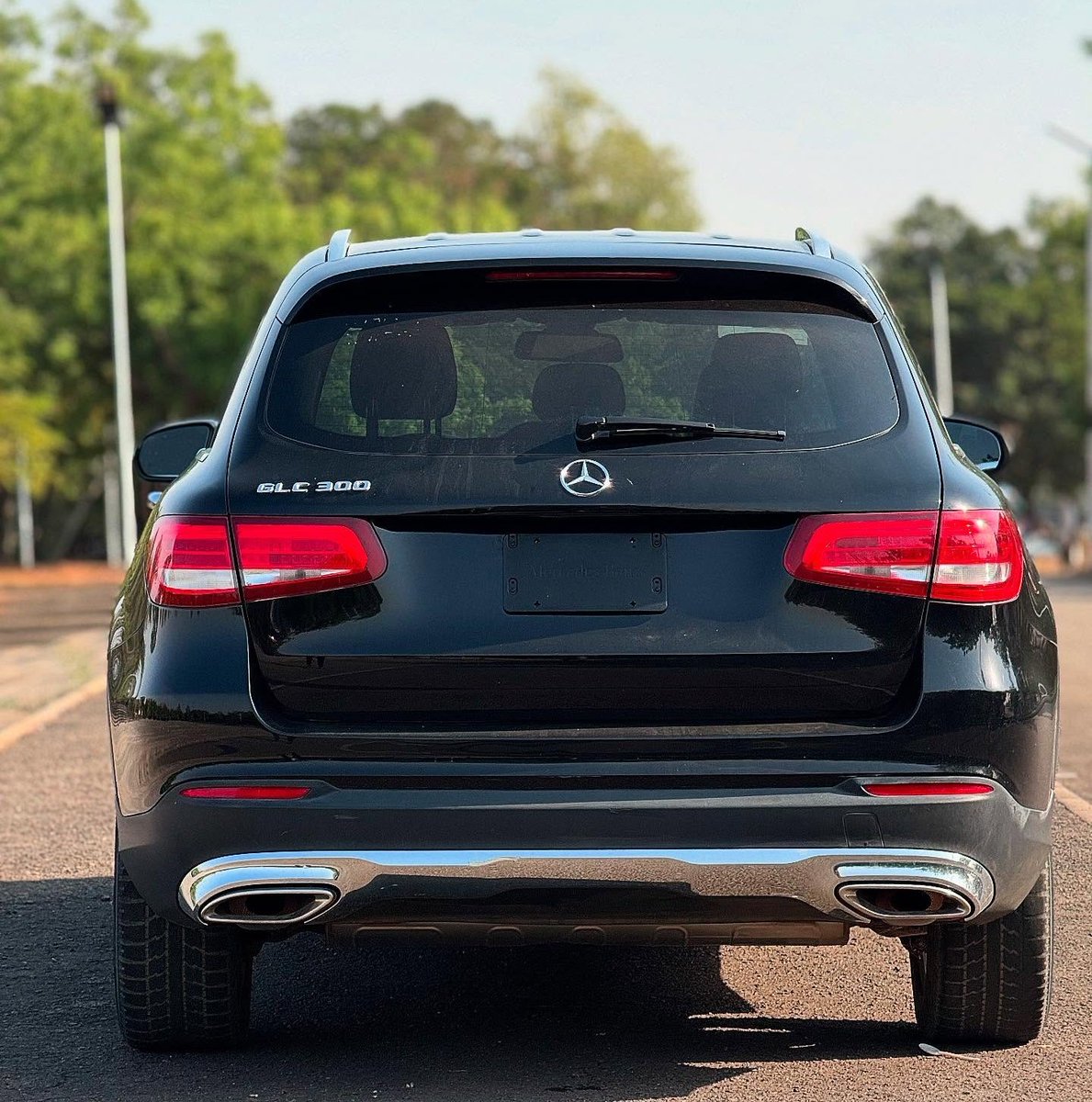datogoniboy_'s tweet photo. Foreign used  2017 Mercedes Benz GLC300 4Matic available for sale.

•Foreign Used. •95k Original Miles.

•💰🔖: #37m

Contact us today to get behind the wheels of your dream car📌

For Further Inquiries:
📲 08072765773
📨 Send a DM 

#AbujaTwitterCommunity 
Arsenal
Barca
Madrid