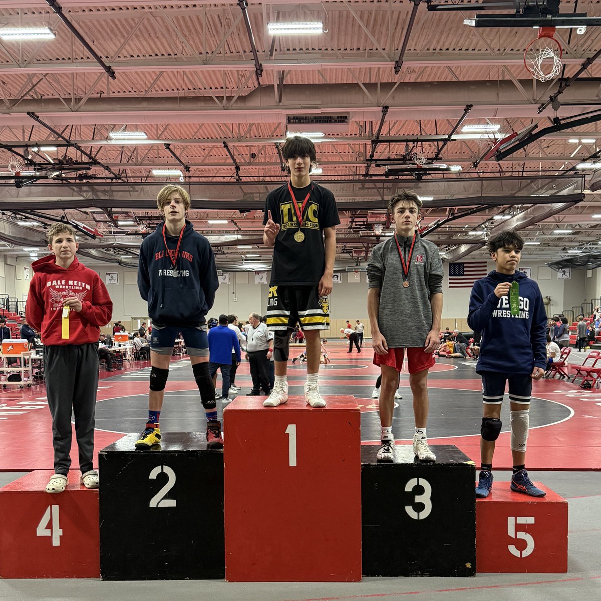 JolietWWrestle's tweet image. Raider Invite Results 🐯

106 - Logan Hudson (1st)
113 - Cash Ocampo (2nd)
120 - Amiir Smith (6th)
150 - Cooper Guidinger (6th)
157 - Isaac Saavedra (6th)
165 - Victor Turner (5th)
285 - John Grembowicz (2nd) 

#TigerPride #LiveWithPassion