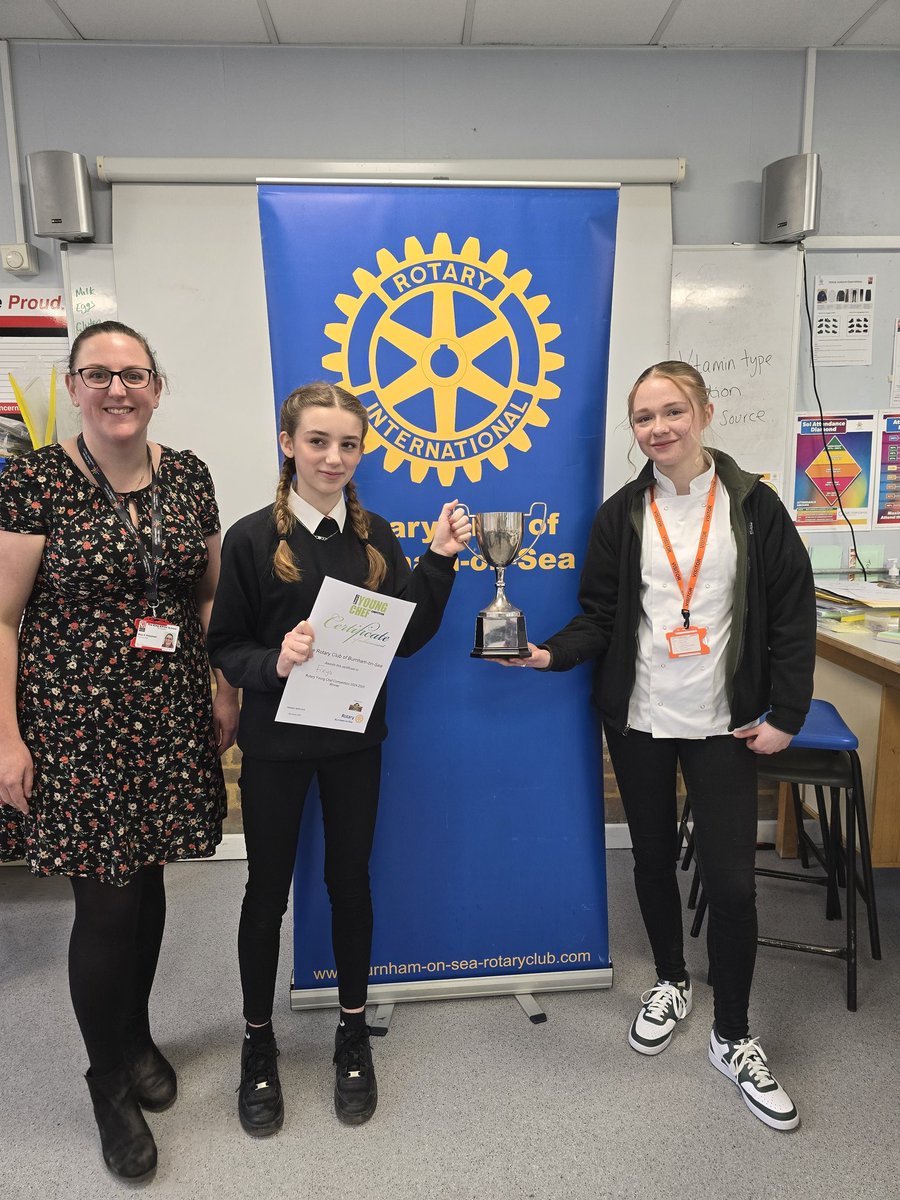 MsNKingWCSA's tweet photo. Thank you to two time winner Poppy M along side @MissEWoodman1 for judging this year (2024) Rotary Young chef competition. This is Poppy handing over the trophy to new school winner Freya 🏆 Well Done! https://t.co/MyhVAPNhmT