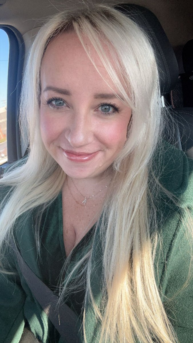 We climbed out of the snow ❄️