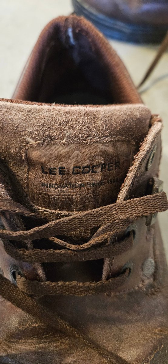 b_rajsrini's tweet photo. Hi @LeeCooperIn , I am looking for this shoe and I couldn't find it. This is my favorite and goes well with Jeans and Khakis. This is one of your best and unique designs that is not available elsewhere in the whole world. I am still searching for this same shoe. Any help here? https://t.co/HjzWq41ilz