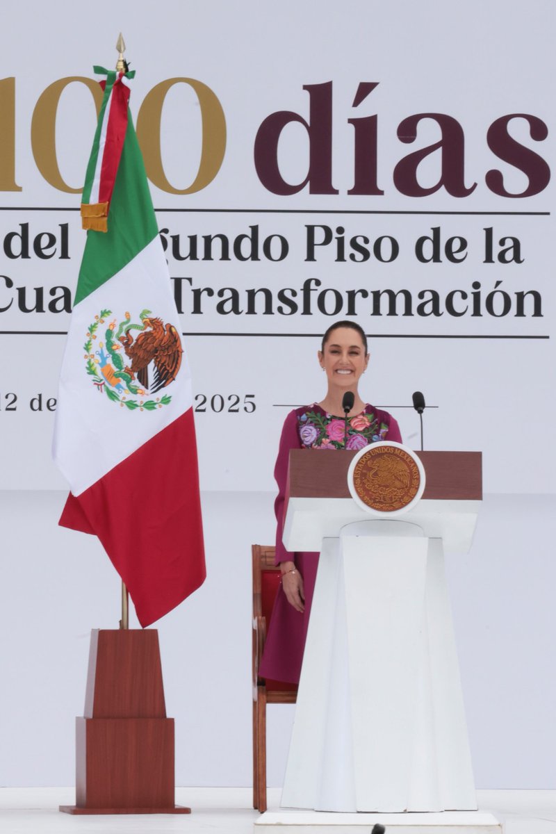 marathb's tweet photo. 👏🏼 💯 Un honor acompañar a nuestra Presidenta @Claudiashein en el Informe 100 días de gobierno. ¡Seguiremos haciendo historia! 🇲🇽🙌🏼🫶🏼

#100DiasPresidenta https://t.co/JRf01JmS0a