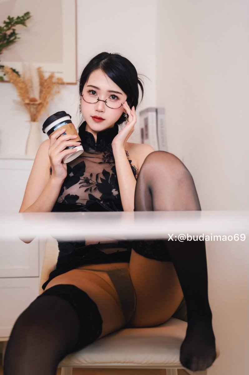 #JVID模特兒  不呆猫 🔗 推荐大家一个🔞的地址：👉 Tx005.tv

哥哥们，喜欢不呆猫吗？
<a href="/budaimao69/">不呆猫</a>

点赞并转推后私信姐姐领取奖励哦🫦！
#丝袜 #美腿 #高跟 #写真 #外漏 #3P  #足交  #美足 #不呆猫

推荐大家一个🔞的地址：👉 Tx005.tv