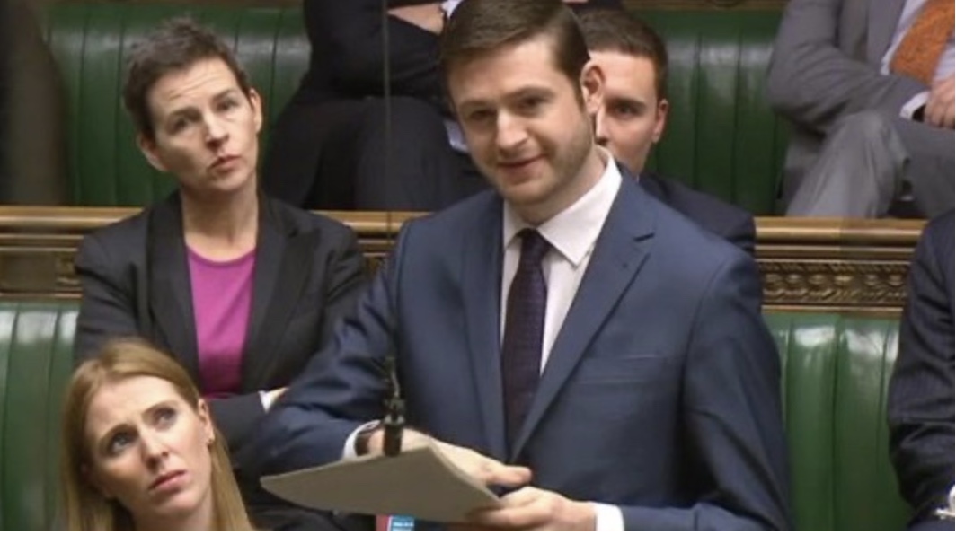 recusant_raja's tweet image. For some time now, figures of how many children were groomed and gang raped in Oldham has been kept hidden. 

I now have in my possession evidence that confirms during the course of @AndyBurnhamGM  'limited' Assurance Review of just three years, 11,000 safeguarding referrals were…