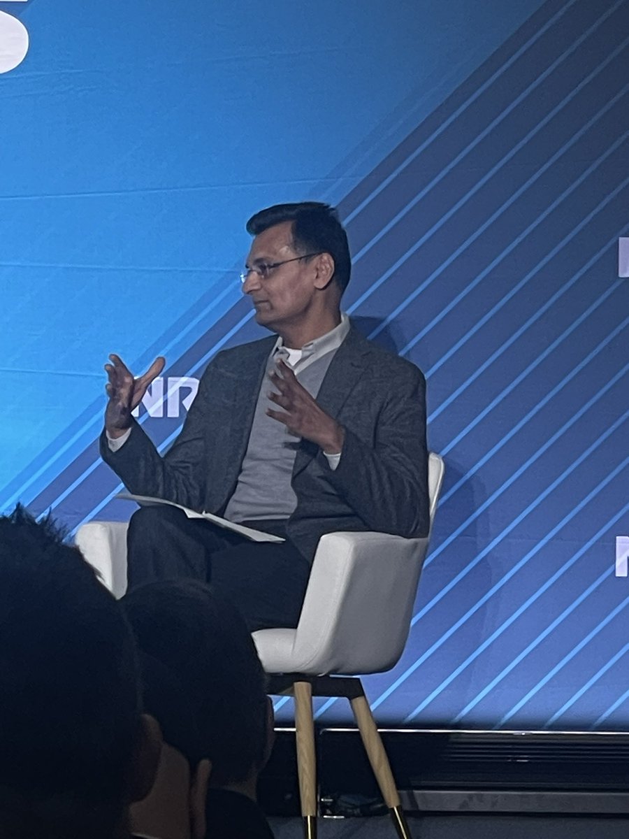 Tim Tang tweet media