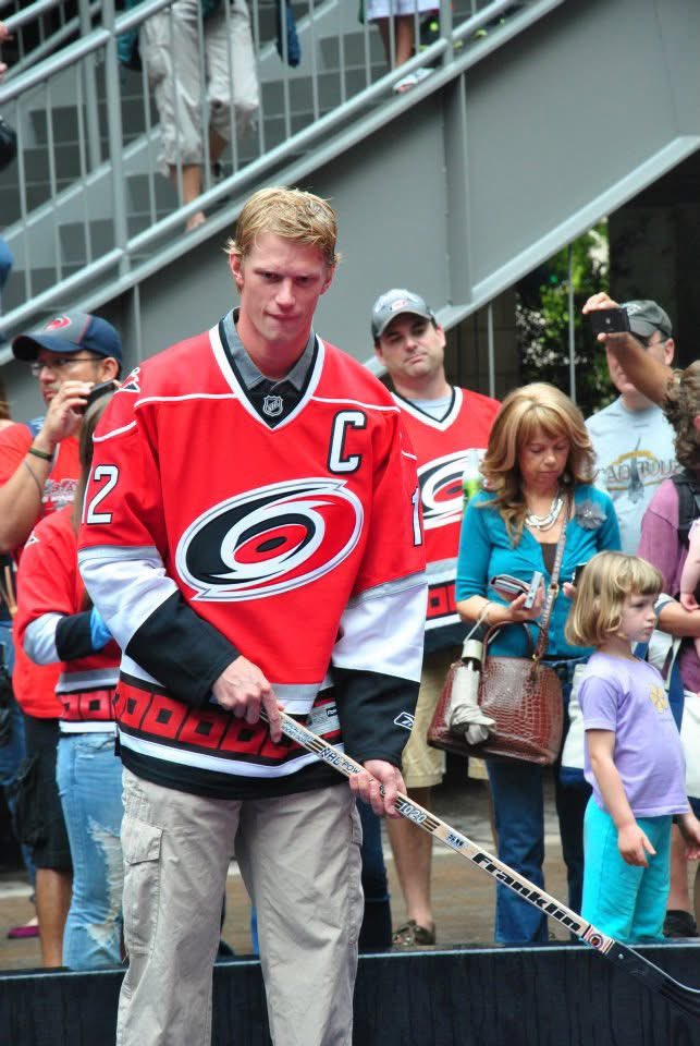 EASykes7's tweet photo. It’s Eric Staal’s jersey retirement, so here’s a few pictures I’ve taken over the years! 😊❤️1️⃣2️⃣ happy retirement &amp; forever a hurricane. #Canes #EricStaal https://t.co/0gb3CzjZAh