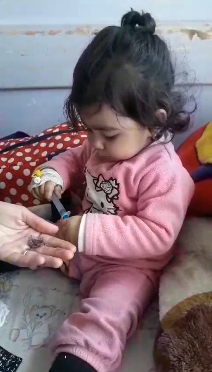 pepperbloom's tweet image. Leen is in much better shape!! she is off of oxygen, and receiving nebulizer treatments. but, she will need to remain in the hospital overnight.
any support you can offer to help @AbdulrhmanHajaj with her bills & medication is deeply appreciated. ❤️❤️❤️ chuffed.org/project/119736
