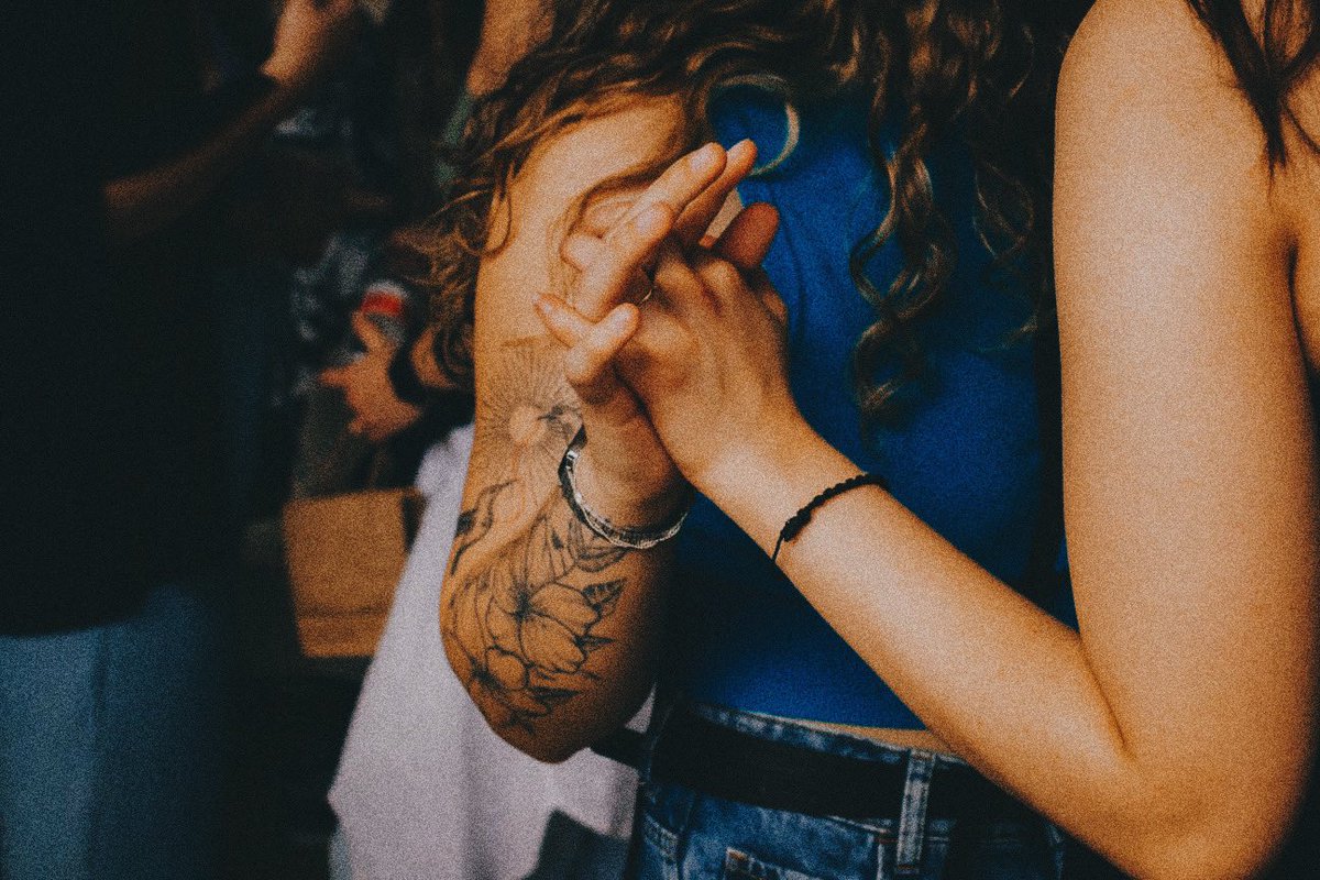 dmscnx's tweet photo. meu riso é tão feliz contigo. 🤍

@weemaris https://t.co/4SrjJWM4GQ