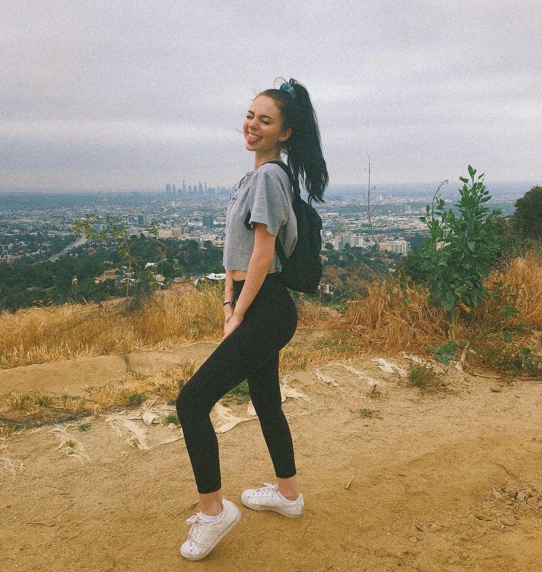 ᅠᅠ
𝙔𝙪𝙮𝙪𝙡’𝙨 𝙘𝙖𝙢𝙚𝙧𝙖 𝙧𝙤𝙡𝙡.

ᅠᅠ ⋆. 𐙚 ˚