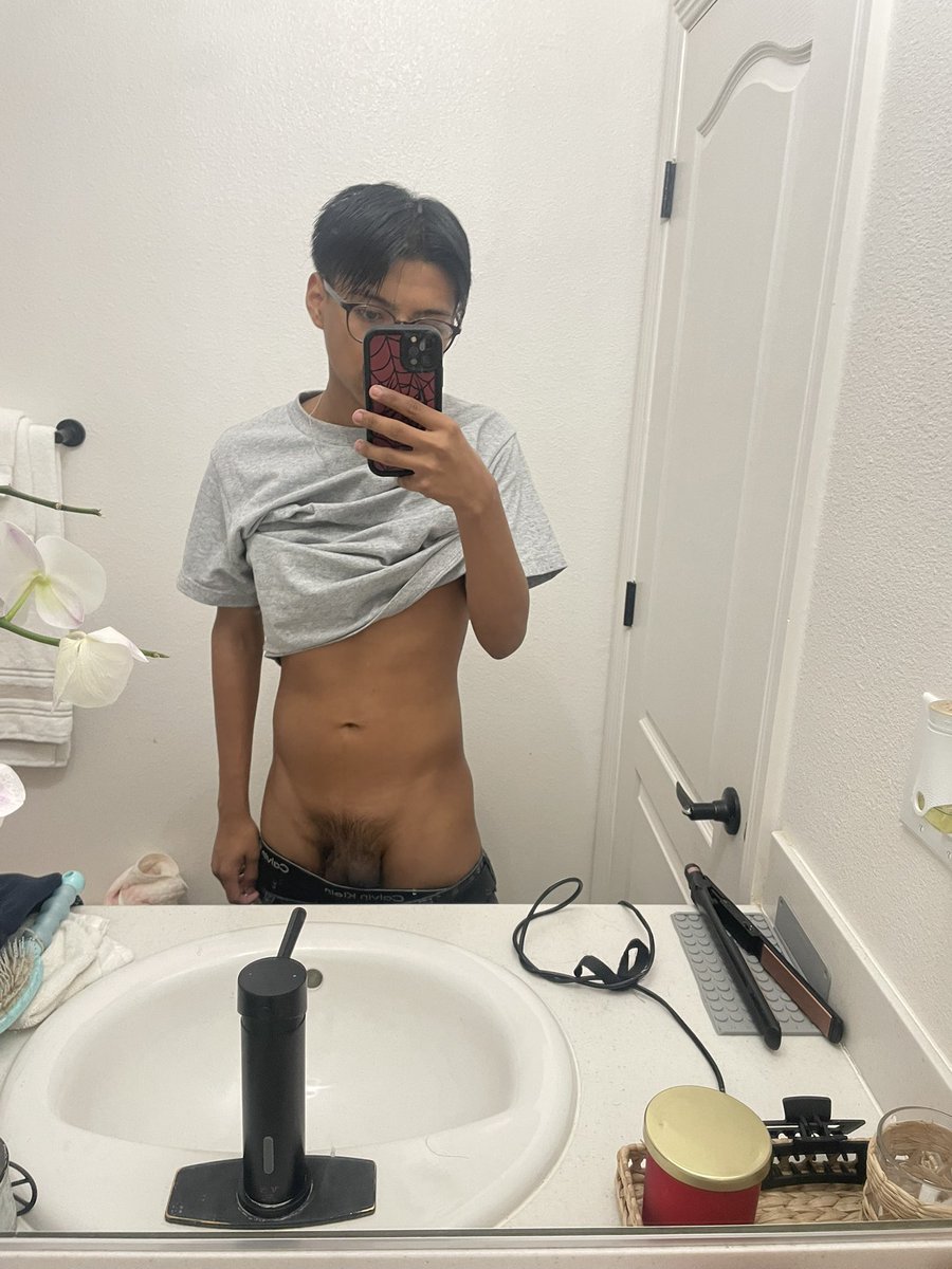 favtwink tweet media
