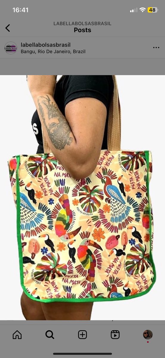 vanessalimacc's tweet photo. @rodrigo_por_ae @1eozinho01 bolsa de praia nao é despachada, é a salvação kkk https://t.co/xHvwVJt9Vy