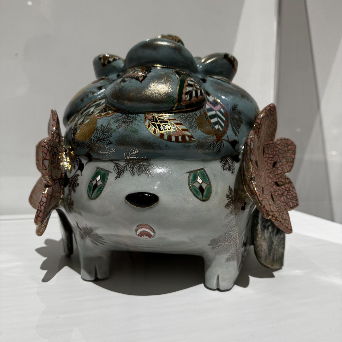 ポケモン工芸展へ。ちなみに4枚目は「つららおとし」がモチーフみたい