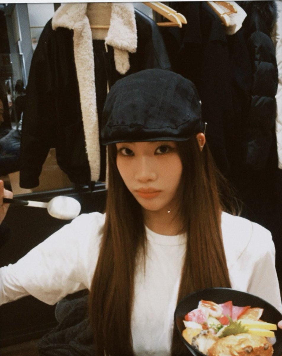 loona pics ᢉ𐭩 tweet media