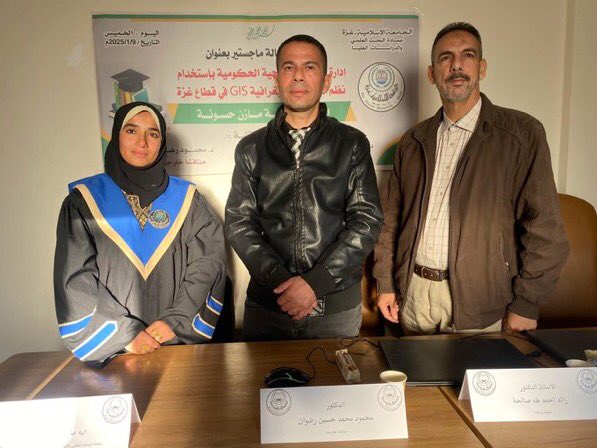 Hos_Shaker's tweet photo. سحقت الإبادة البُنيان وعجزت عن تحطيم الإنسان.
المُثابِرة المحتسبة #آية_حسونة «أم حمزة» 
@AyaHassoun30 تنجح في الماجستير بالجامعة الإسلامية بغزة رغم أنّ أنياب الإبادة افترست زوجها الحبيب وطفليها الغالييْن. واصلت المسيرة مع ذكراهم.
نساء #غزة و #فلسطين قهرن الاحتلال وأعجَزْن الإبادة https://t.co/59a83u8nQf