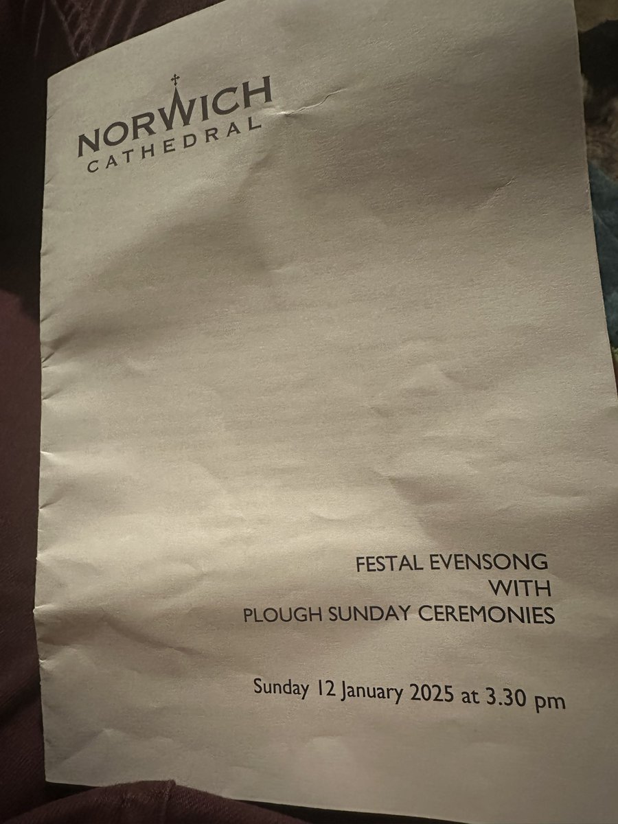 helly_hooks's tweet photo. Lovely afternoon at Norwich Cathedral plough Sunday with lovely company and supporting @yanafarming as an ambassador,blessing of those that work in agriculture and working in rural areas,Such a beautiful building. #RuralMentalHealth #StrongerTogether #YouAreNotAlone https://t.co/3YrsA2nUZo