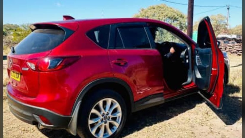 ThickBanuza's tweet photo. Hello help find B212 BUK it was stolen last night alongMmatseta  road . Contact 74 056044/71412161 thank you https://t.co/dWFVhJUOcd