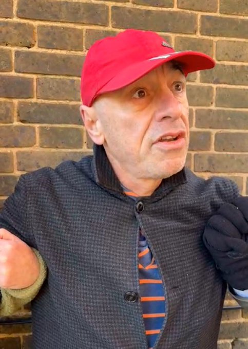 UnityNewsNet's tweet image. Ivor Caplin was arrested on 'suspicion of sexual communication with a child' his X account is full of degeneracy- granted bail the next day.

Lucy Connolly, Wayne O' Rourke etc were detained for social media posts- they were denied bail at all times.

This is British Justice.