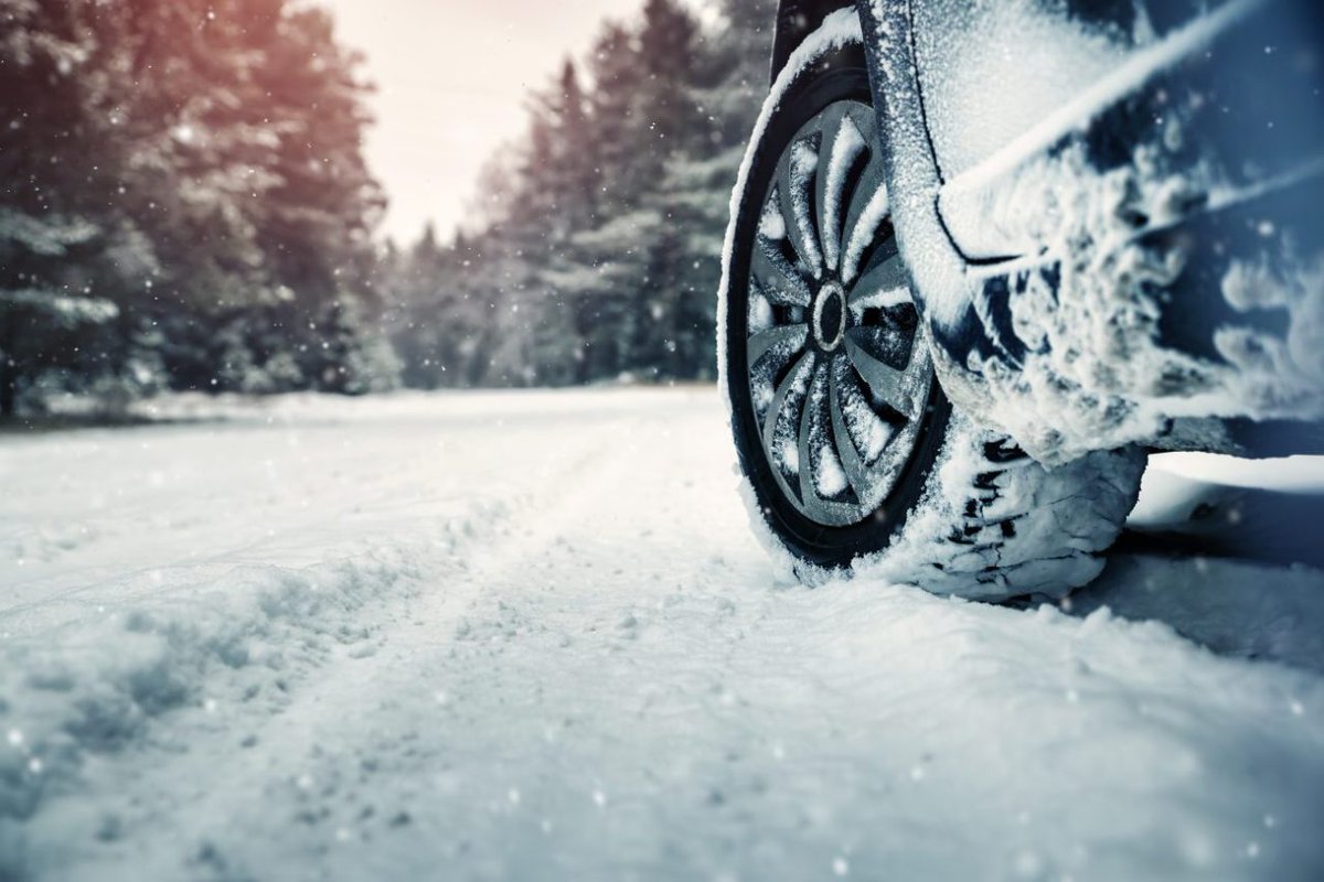 KDVR's tweet photo. An arctic blast is on the way to Colorado this weekend, and these winter driving "tips" you might be planning to use are outdated and may not be accurate anymore.
https://t.co/6HVOugSCXF https://t.co/POt2bGVg9R