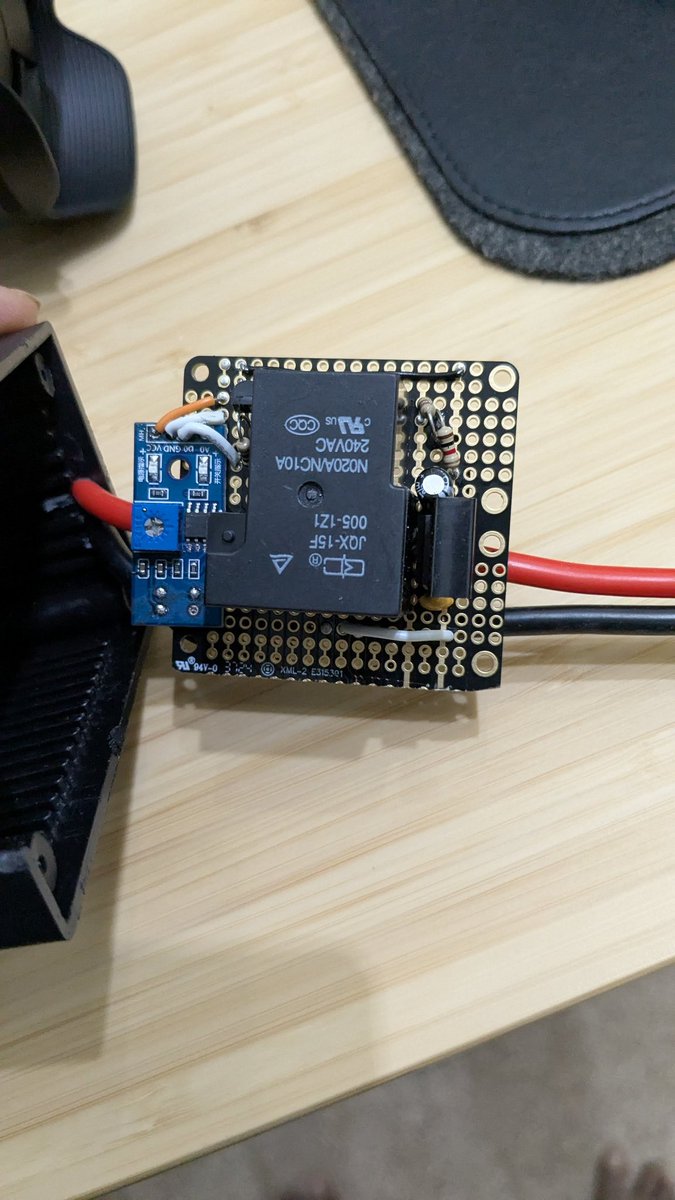 Built a small auto cut-off circuit to stop dashcam battery packs from draining the car battery. It disconnects at a set voltage—simple and effective!