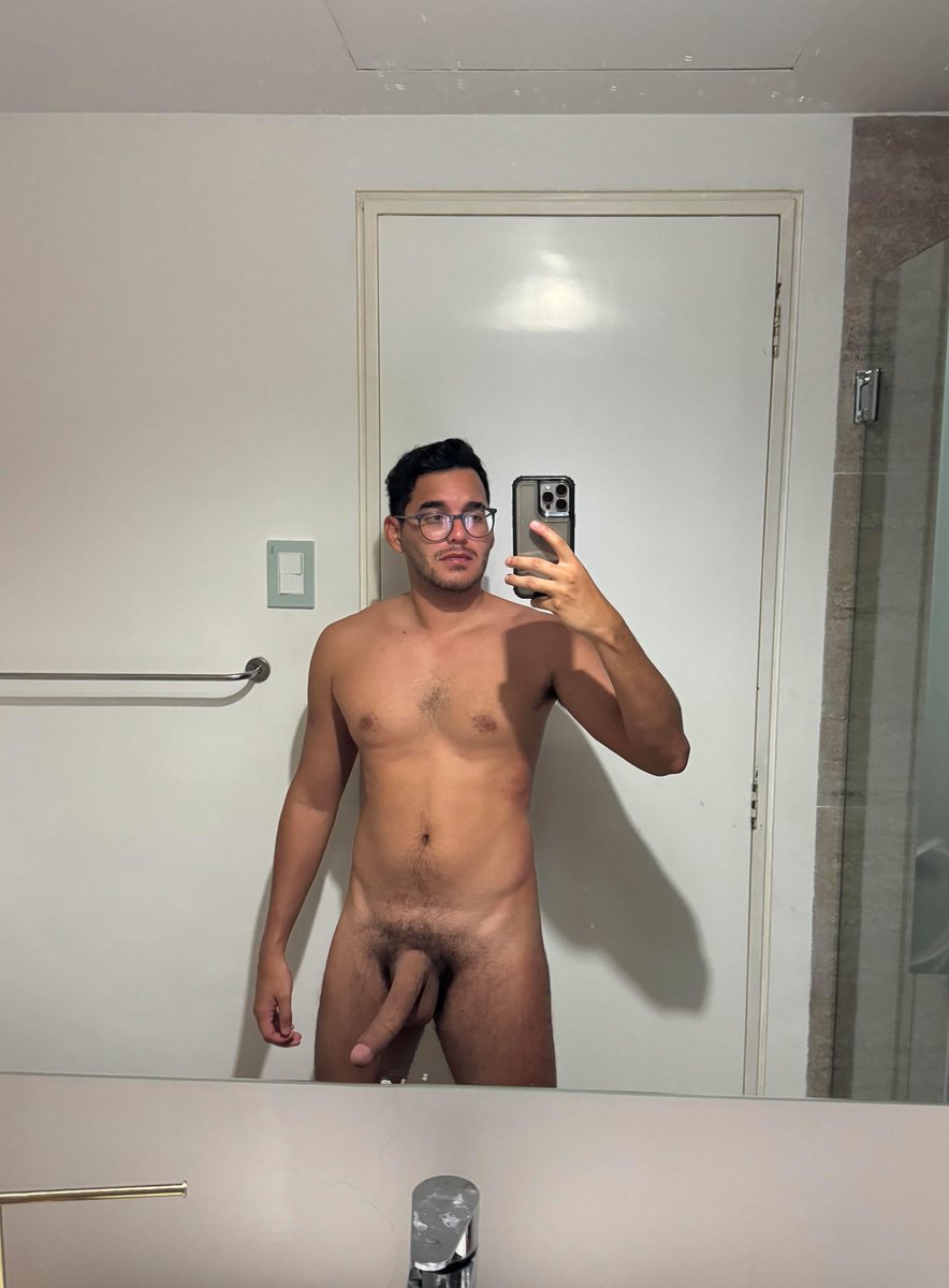 La carita 🤓      //     La verga 😈