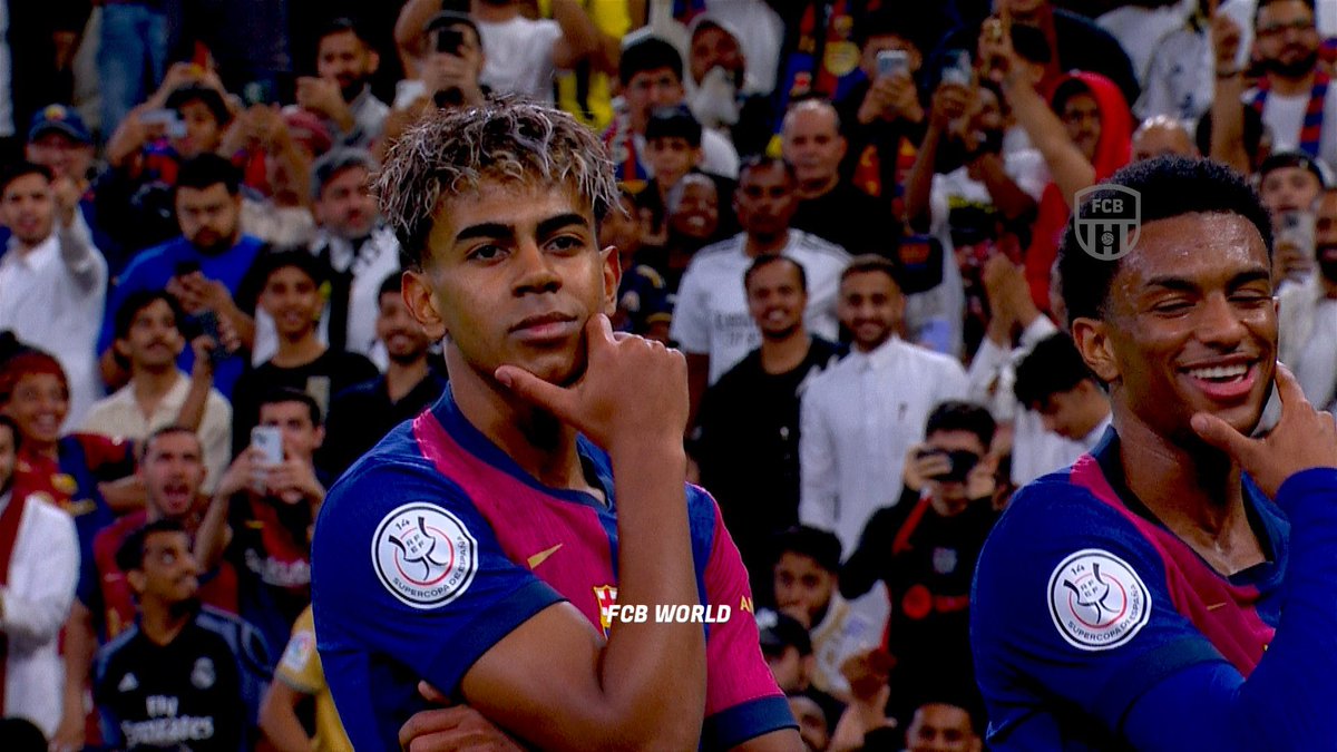 Basoool6's tweet image. 4 بشوط واحد هذي تمرين مو مباراة 😂😂😂😂
#كلاسيكو_الارض 
#برشلونه_ريال_مدريد