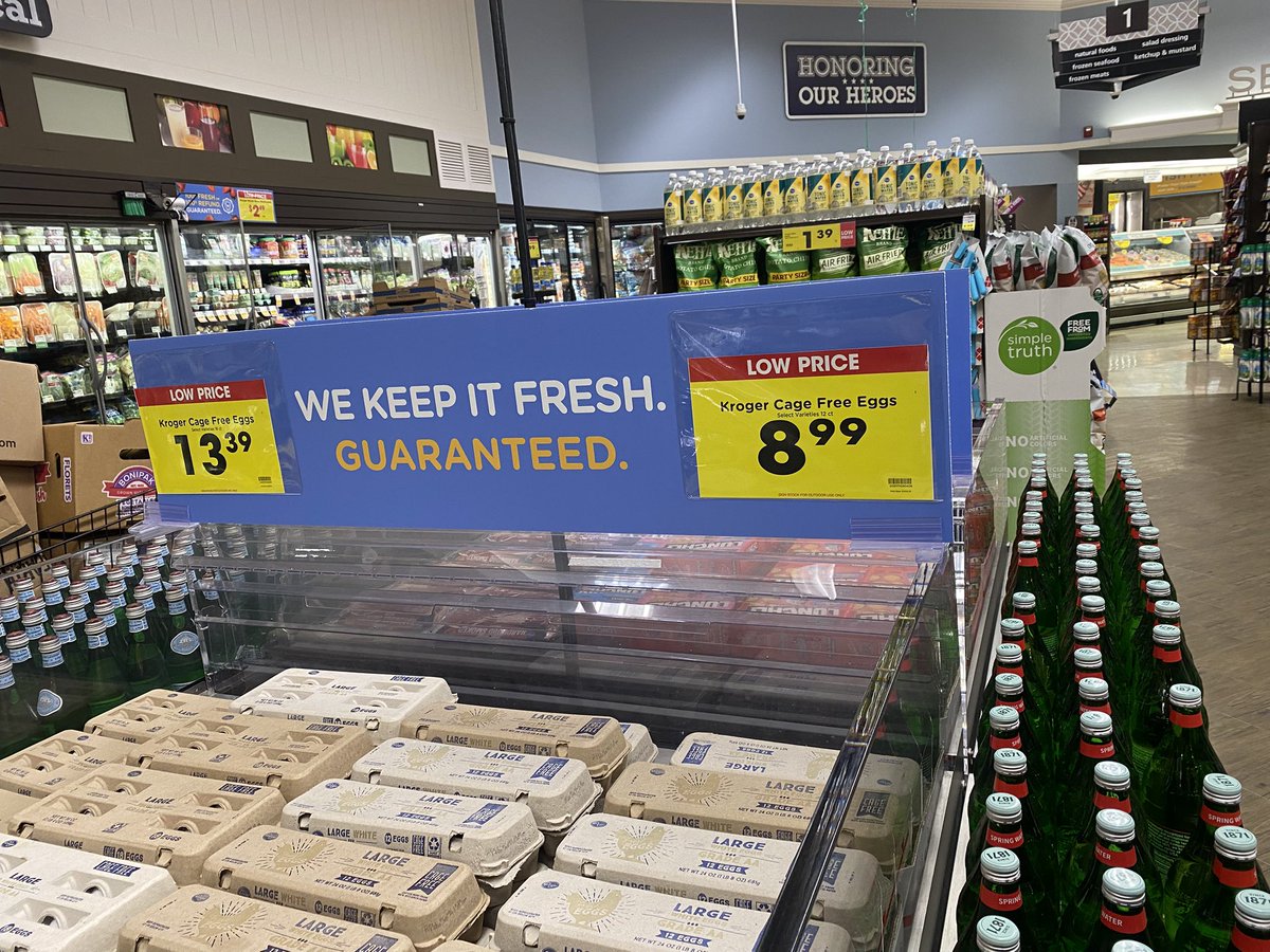 Manddee_'s tweet photo. #ralphs #hastingsranch needs to do better. I can’t believe the price for water and eggs. #EatonFire https://t.co/S86cTn6x55