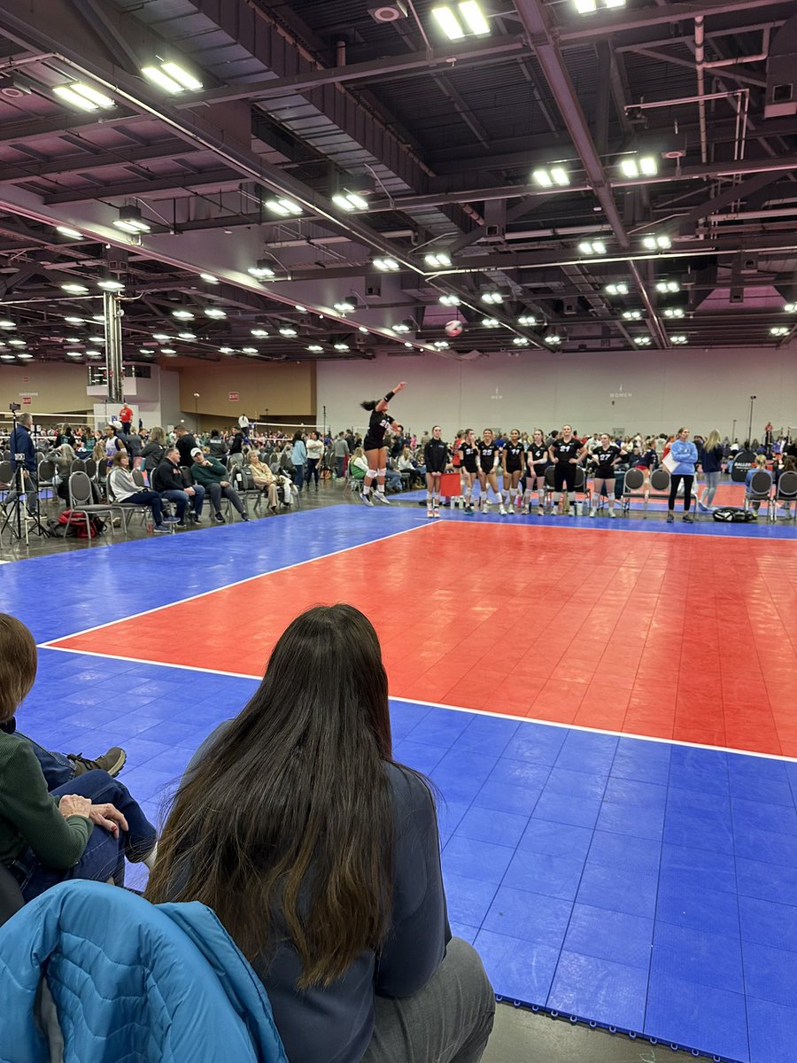 VeronicaVolleys's tweet photo. Jump Serve 🥶 Winterfest @DispatchAlerts https://t.co/eDNZbOeNhJ