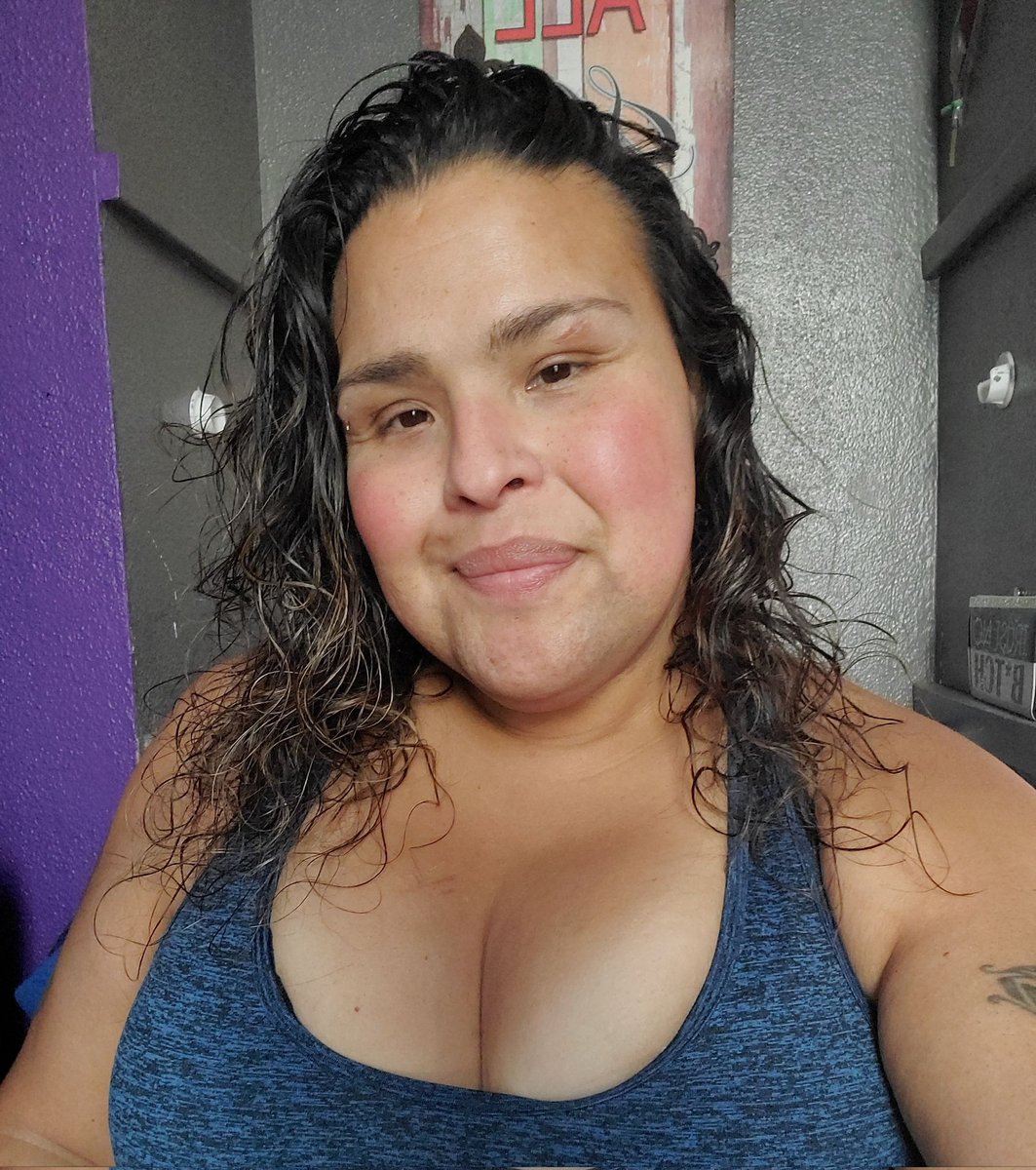 Lala (@bigmamalope) on Twitter photo 