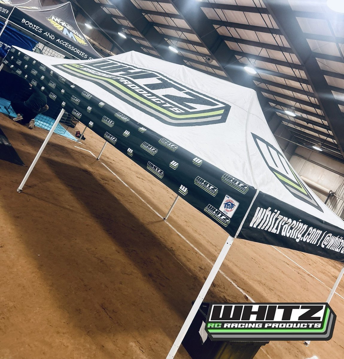 whitzracing's tweet image. #LoadIn at the #RC #Chilibowl