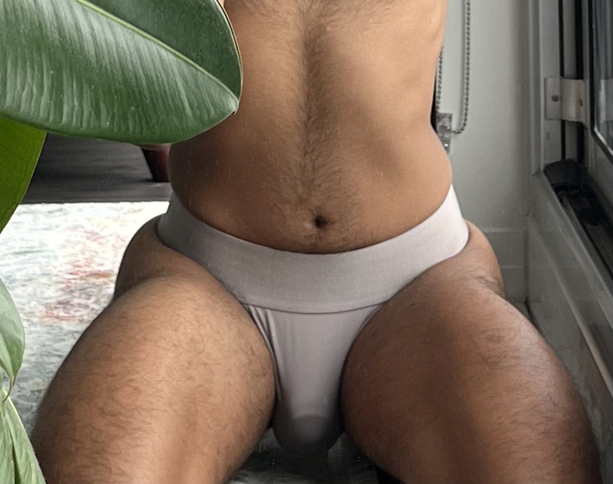 Teeohvee's tweet image. 