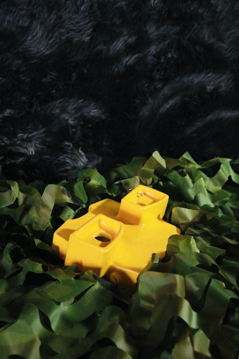 New work and new projects in the pipeline. 

Details soon.

In the meantime, work is available from @canvasgalleries

View Master (Pierced)