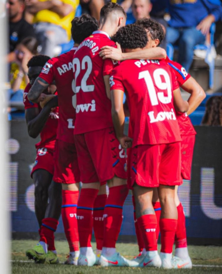 Peter González tweet media