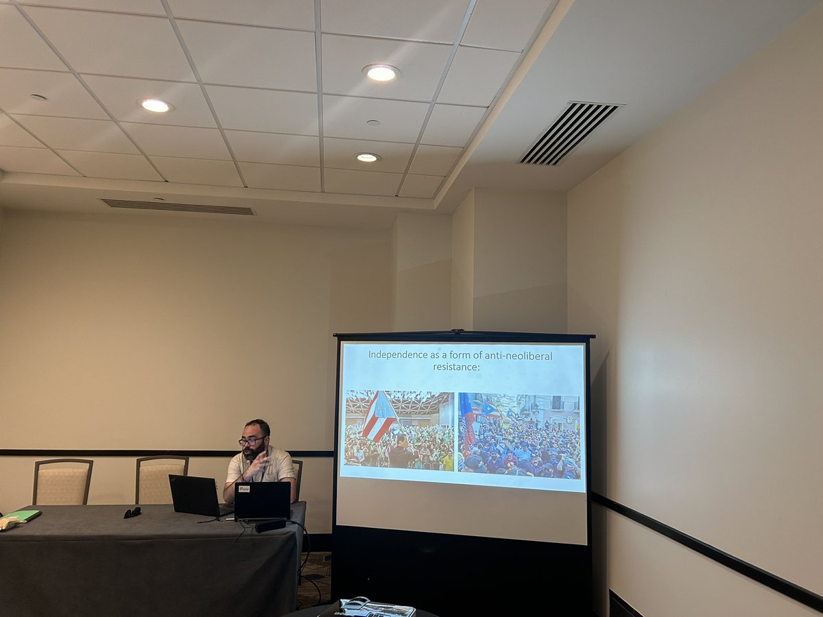 Honoring Chicano political scientist Mario Barrera at #SPSA2025 <a href="/SPSAnews/">SPSA</a> in San Juan, Puerto Rico. ¡Pa’lante!