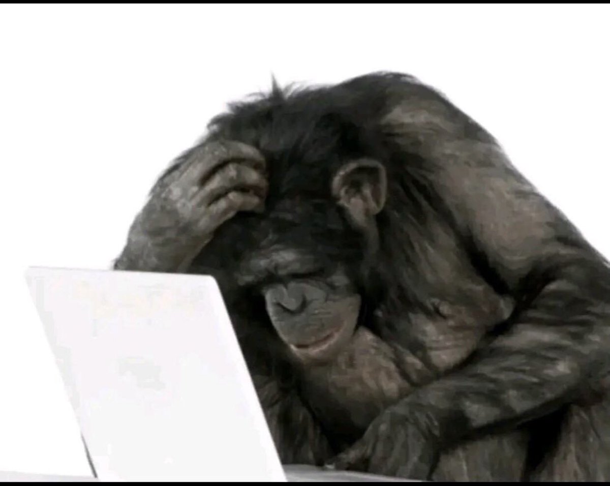 michczlapinski's tweet photo. me waiting 20 minutes for my sims to finally load https://t.co/bsHdJfeJUX