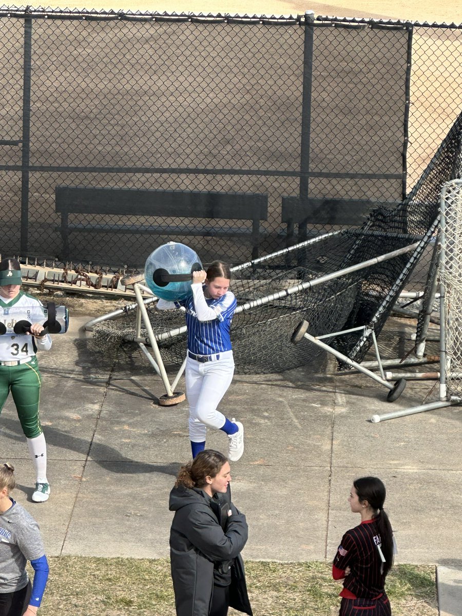Thank you to <a href="/ERAUSoftball/">Embry-Riddle Softball</a>, <a href="/coachkelsid/">Kelsi Dunne Diaz</a>, <a href="/AllyneClark/">Coach Al</a> and the whole Embry Riddle Softball Team for putting on a great winter prospect camp! I had a great time learning and competing. I’m already looking forward to returning this summer!!! Go Eagles!!!
