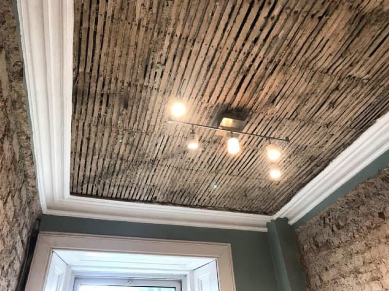 Insurepairuk's tweet photo. Free surveys and estimates and all work is guaranteed for 24 months. 
Whether you need renovations for kitchens, bathrooms, joinery, plastering, painting, tiling, or assistance with reinstating property following an insured event, Insurepair can help.

🌐 https://t.co/GVJ7xH1qGm https://t.co/T6be8EVKI2