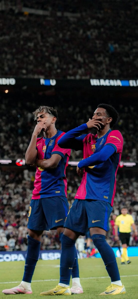 𝑰𝑪𝑶𝑵𝑰𝑪