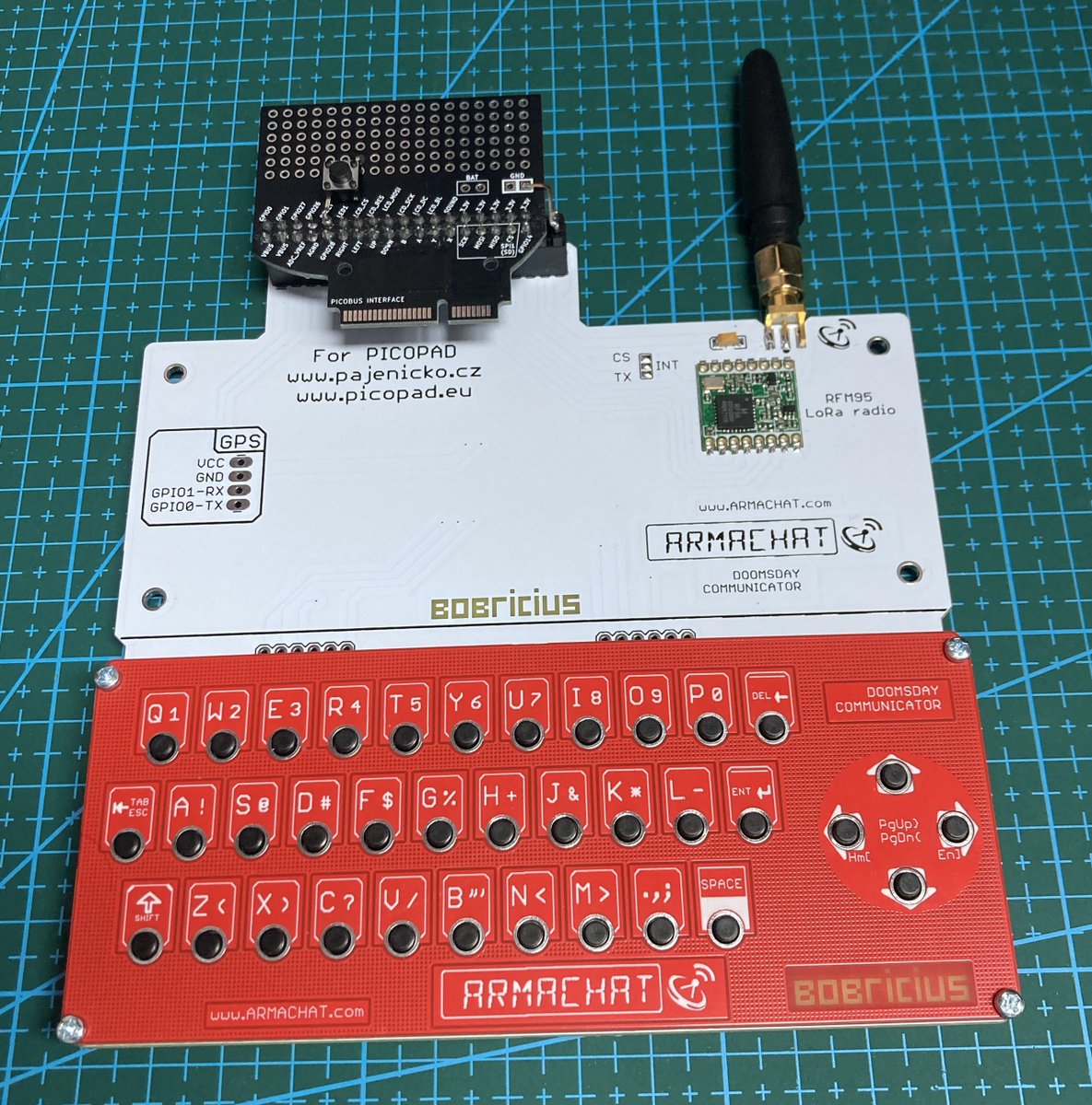 bobricius's tweet image. QWERTY keyboard for #PICOPAD by @pajenicko
-designed for #circuitpython
-boot menu for select apps
-simple on board text editor
-PICO 2 W ready (replaced because original died)
-36 buttons, 6x6 matrix directly to GPIO
(internal keys no working)
-LoRa RFM95 for future #meshtastic