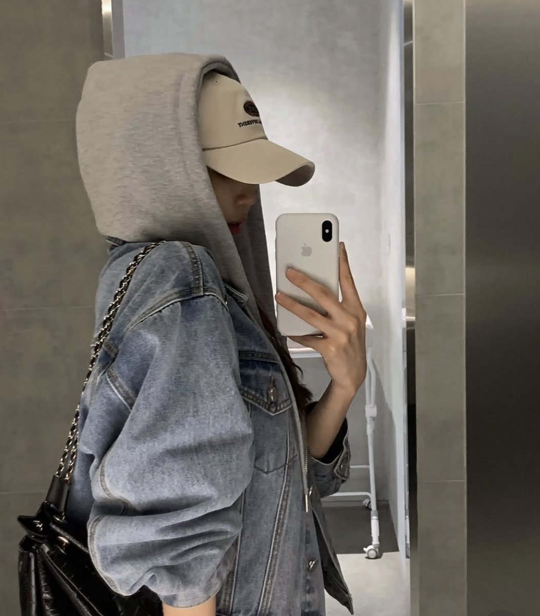 #성남 #은행동 친구 만나러나가면서 거울샷