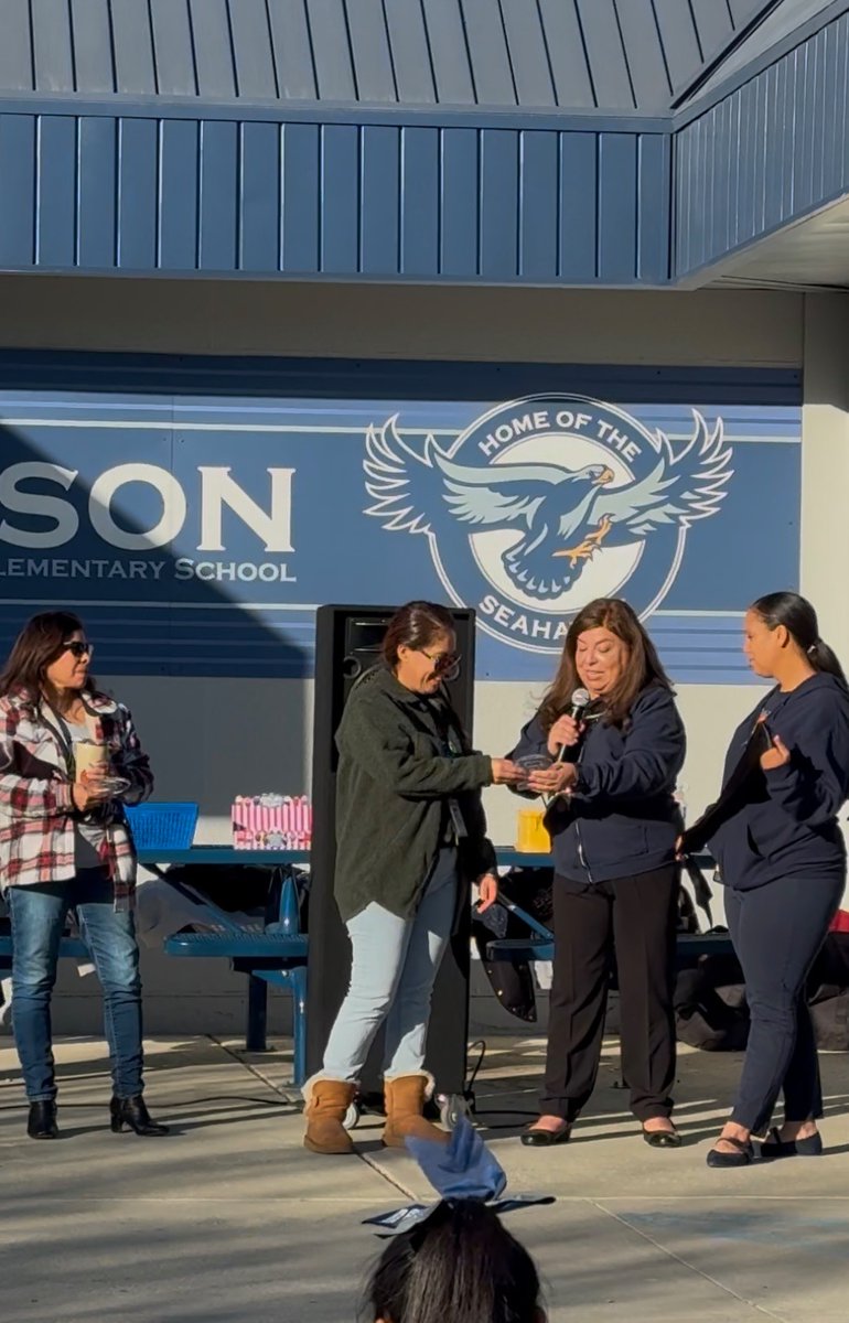 RialtoSimpson's tweet photo. We are thrilled to announce our Teacher of the Year Nominee, Mrs. Riley, &amp; Classified Employee of the Year Nominee, Mrs. Maricela Silva!
We are so proud to send these two educators to represent Simpson in the Rialto nomination process. Congrats to Mrs. Riley &amp; Mrs. Silva! https://t.co/umzp9LUljz