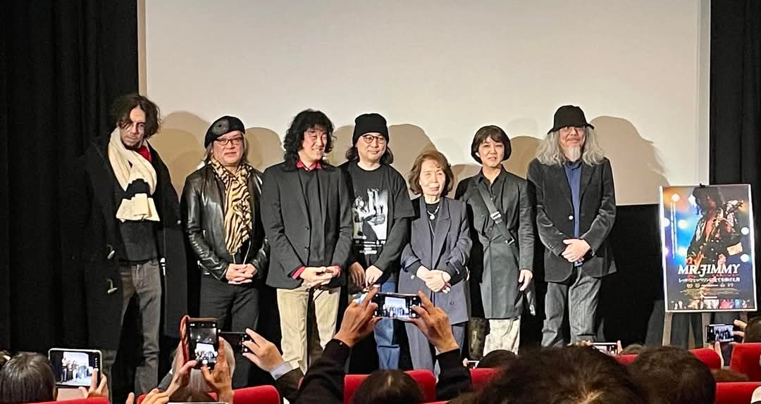 leelarie's tweet photo. 映画｢MR.JIMMY｣レッド・ツェッペリンに全てを捧げた男
新宿シネマカリテにて公開初日に舞台挨拶に行かせていただきました！
順次全国公開です！ https://t.co/RRAIFvtVre