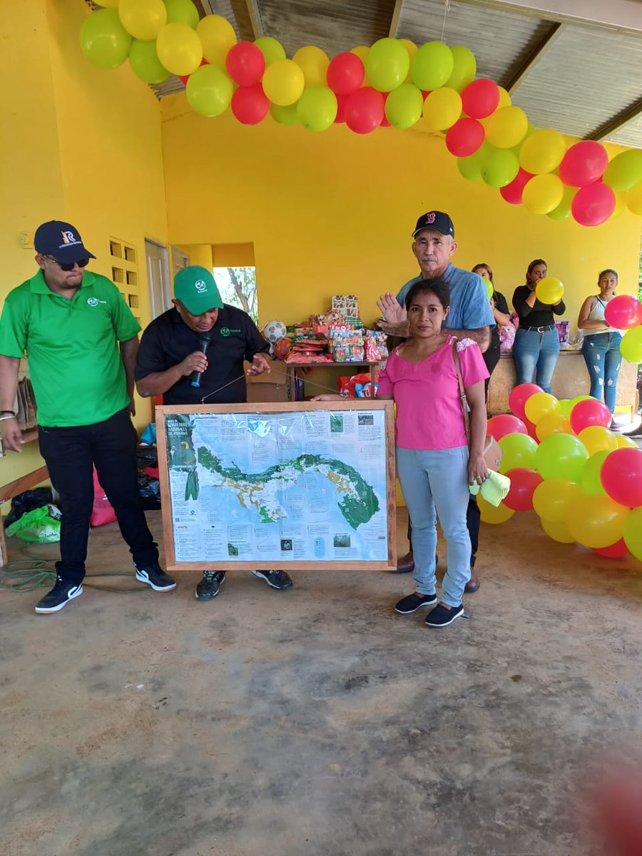 sanjosefusave's tweet photo. Fusave hizo entrega formalmente a la Escuela de #LaGorda en Las Comunidad de la Gorda en el Corregimiento de #Remance en el distrito de #SanFrancisco el #Mapa de #Corredor #Naturales de #Panama .. #Veraguas https://t.co/xYbnEfpaDz