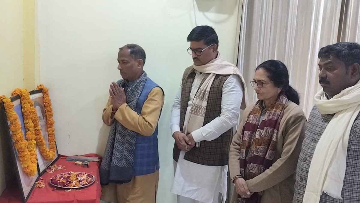 SunilJiBJP's tweet photo. कल दिनांक 12 जनवरी को संविधान गौरव अभियान की दृष्टि से मोर्चों की संयुक्त बैठक में आगामी कार्यक्रमों के सम्बन्ध में चर्चा किया।
#Hamara samvidhan Hamara Swabhiman https://t.co/SpUOs9WHmd